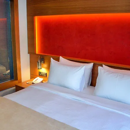 Hotel Bacacan 4*