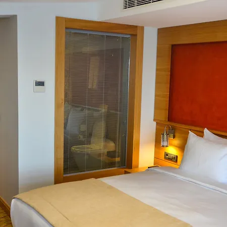 Bacacan Hotel 4*