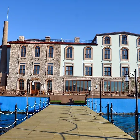 Bacacan Hotel 4*
